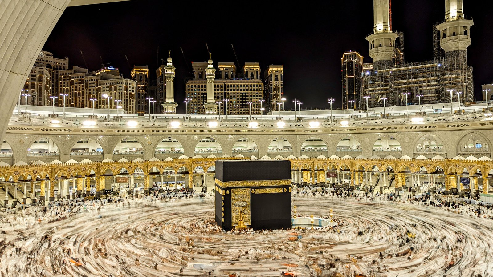 Discover ATOL Protected Affordable, Luxury and Family Umrah Packages with AL Nusuk Travel UK.